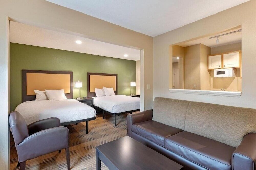 Studio6 Suites Charlotte, NC - Tyvola Rd/Executive Park 17/50
