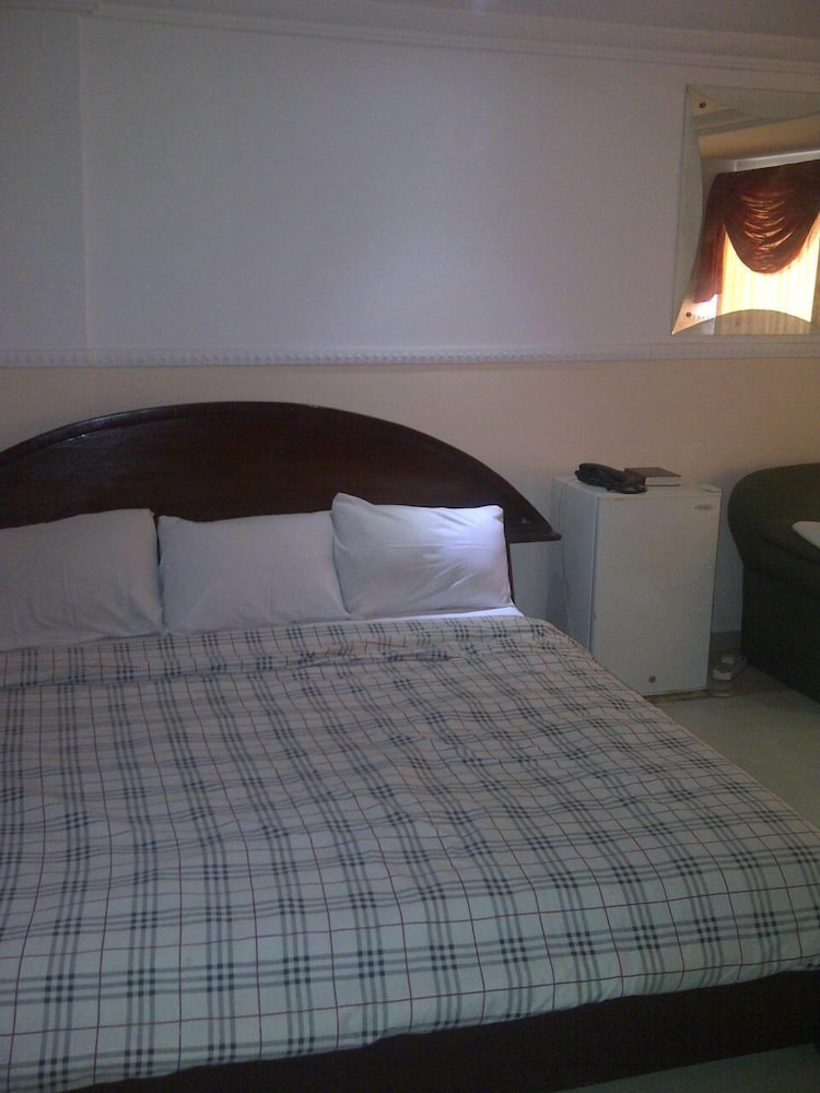 Our Home Suite 8/23