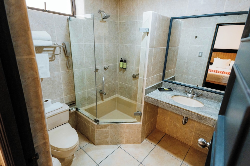 غرفة سوبيريور بسريرين مزدوجين، Wyndham Costa del Sol Cajamarca 10/10