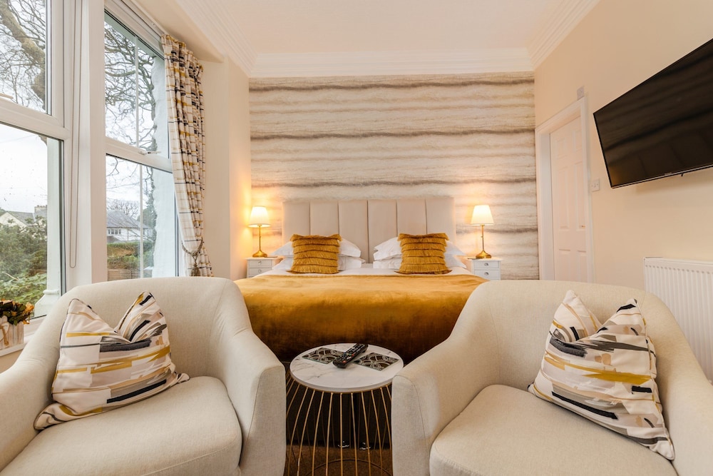 Wheatlands Lodge Bed Breakfast 26/65