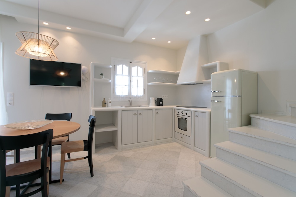 Aeolos Luxury Villas And Suites 59/71