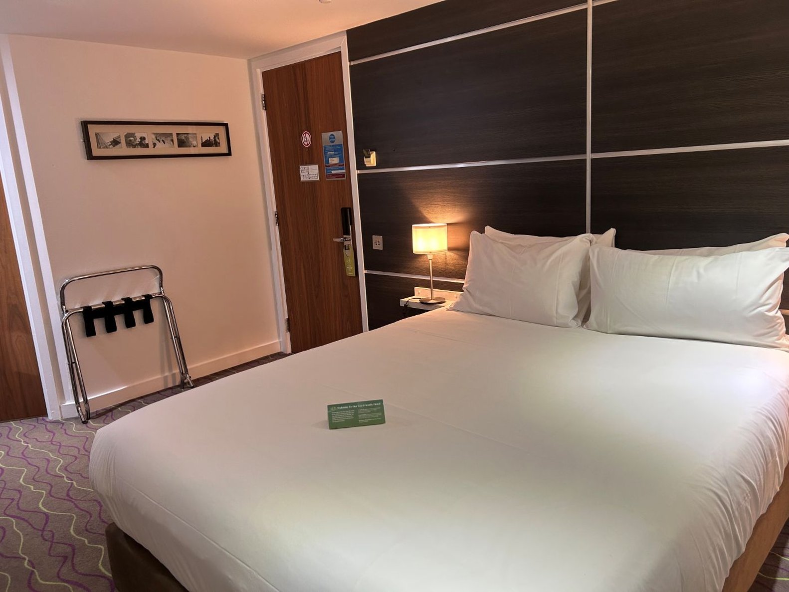 The Wesley Hotel London 3/75