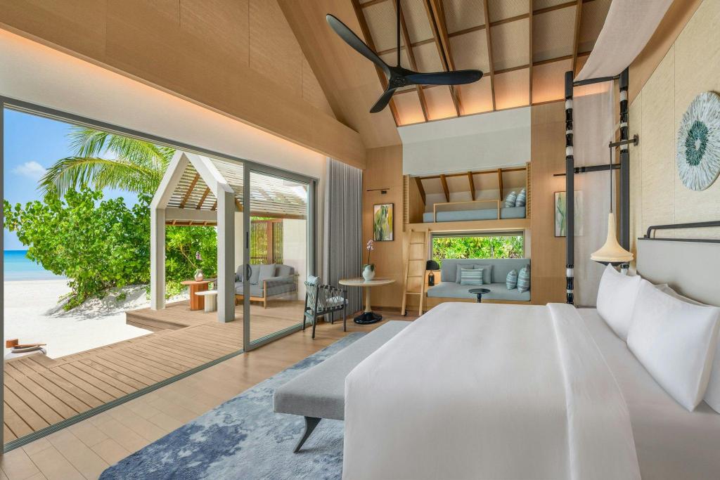 1 Bedroom, Beach Pool, Family, Villa, King Bed, Sofa
