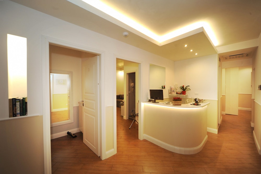 My Suites Piazza Di Spagna 7/43