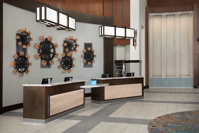 Embassy Suites Springfield 2/62