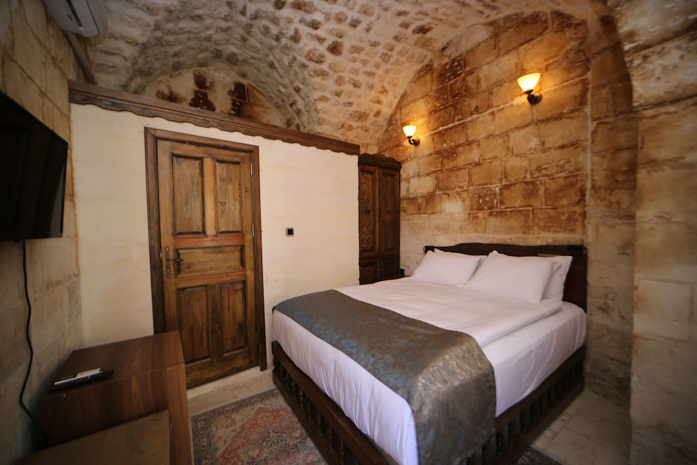 Tessera Hotel 18/49