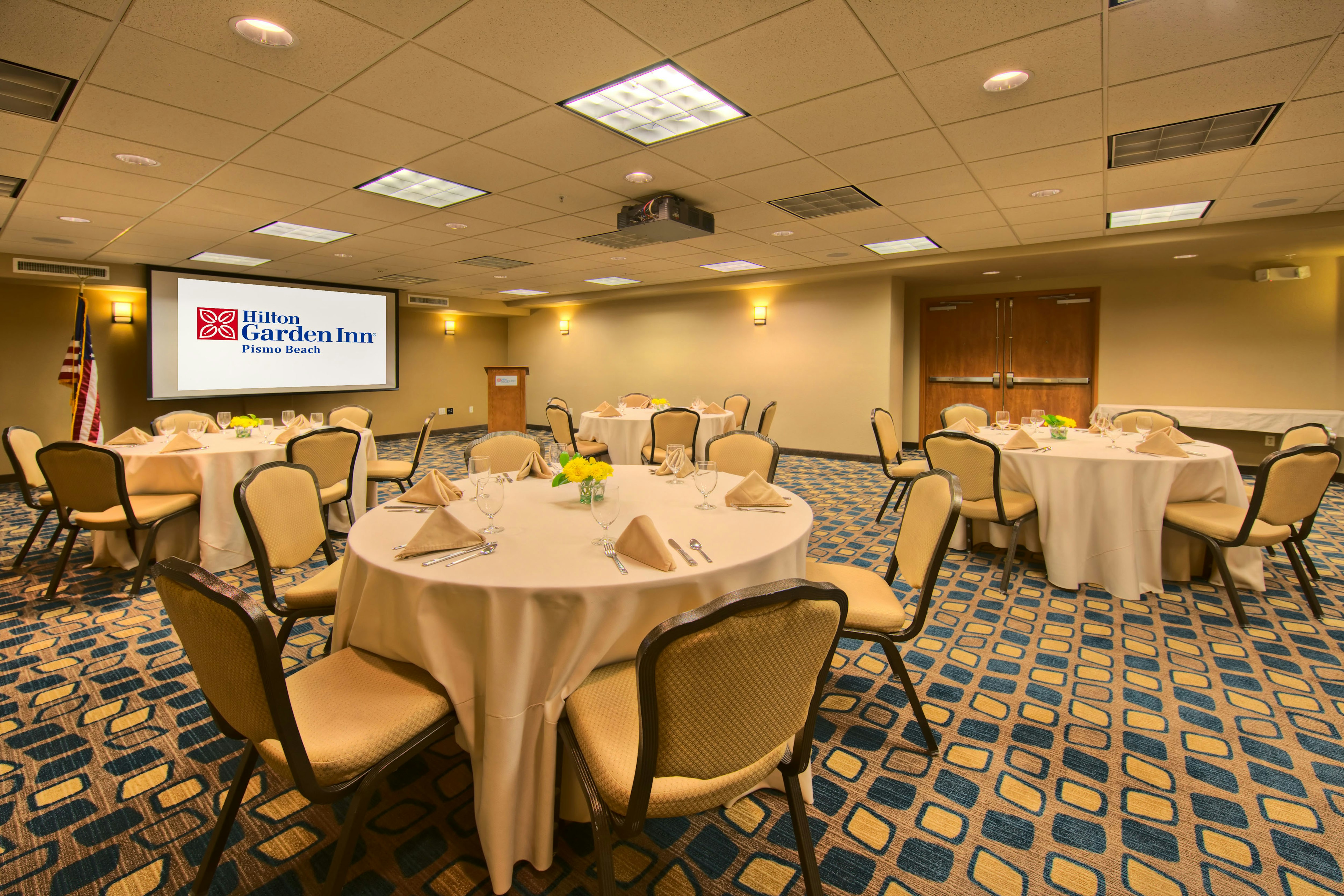 Hilton Garden Inn San Luis Obispo-Pismo Beach 34/50