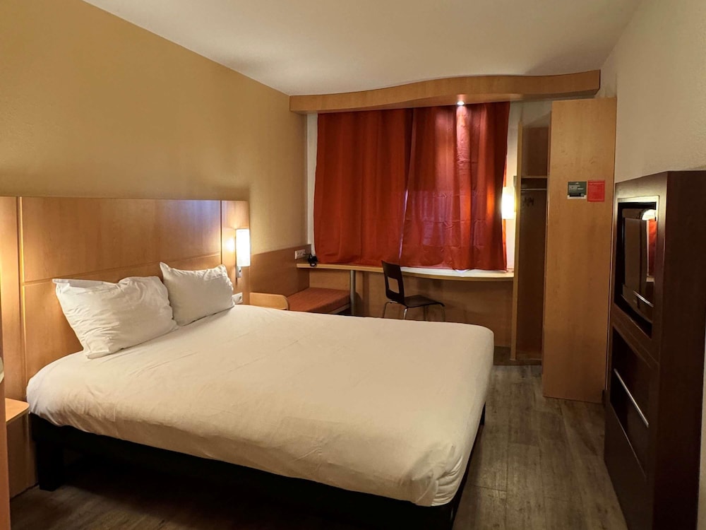 Ibis Istres Trigance 10/32