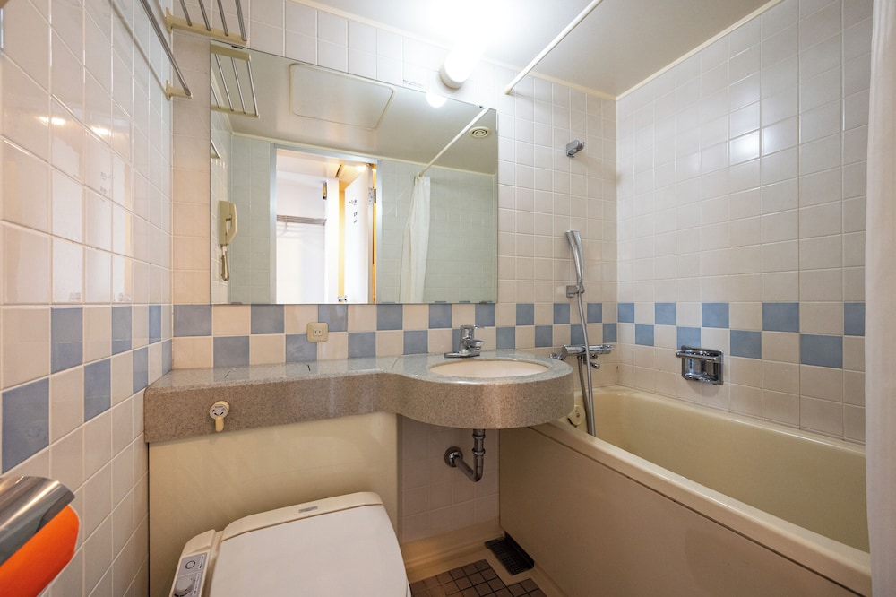 APA Hotel Shonan Tsujido Ekimae 47/49