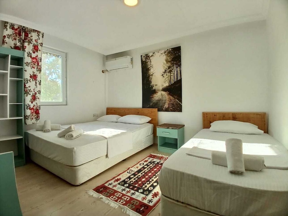 Cirali Flora Pension 8/50