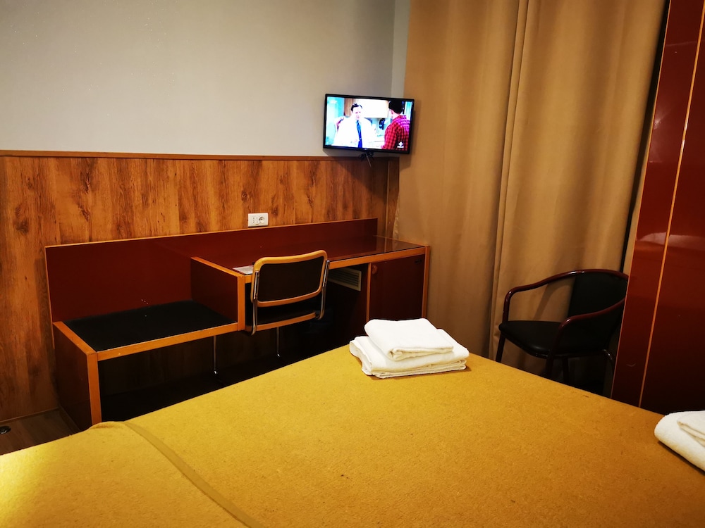 New Alexander Hotel 20/33