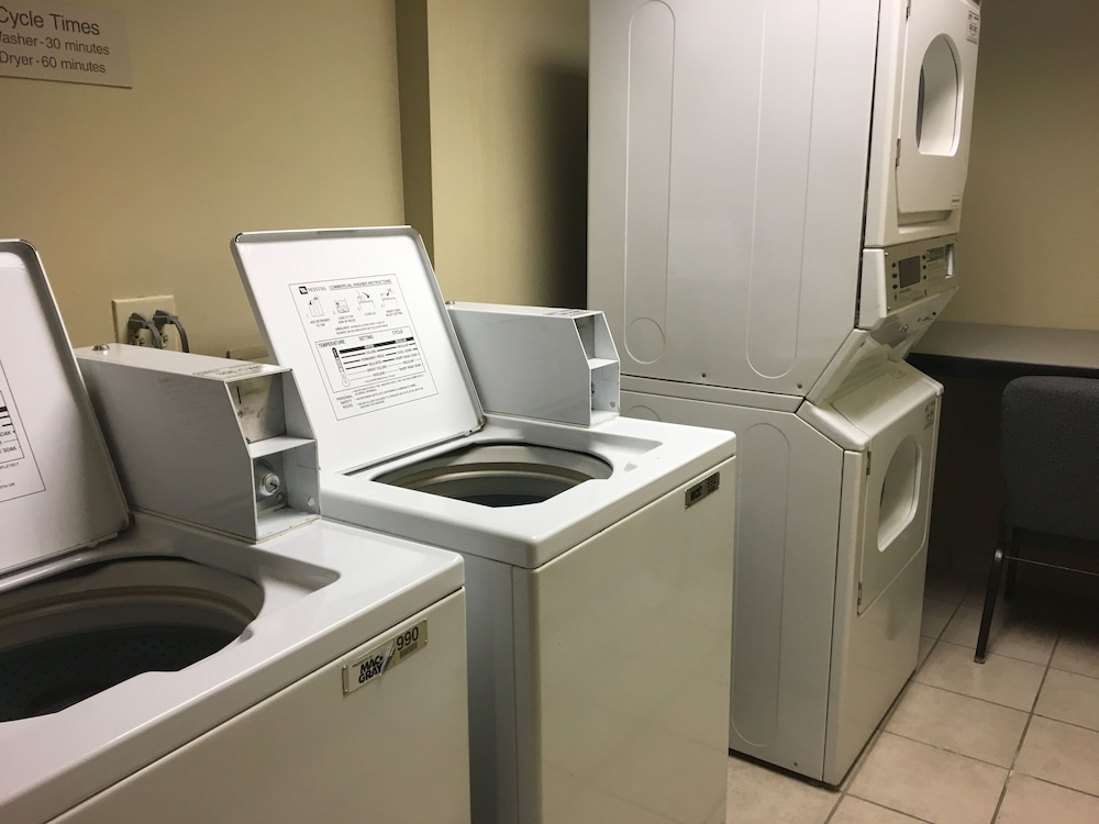 Springhill Suites Oklahoma City Quail Springs 31/35