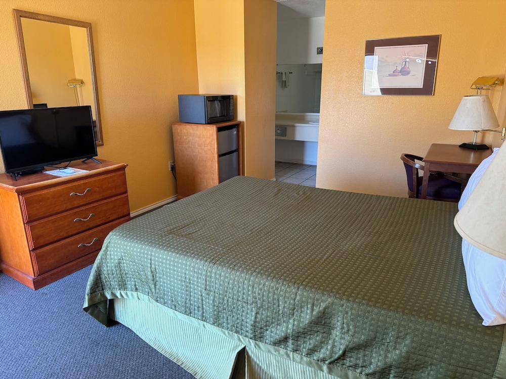 La Vista Inn 28/47