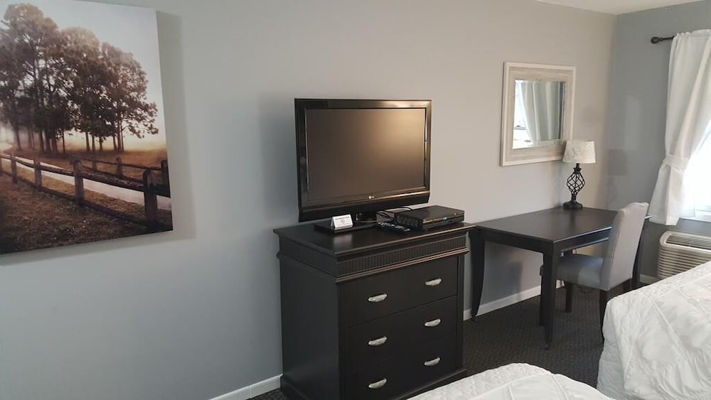 Amerivu Inn And Suites New Richmond 50/60