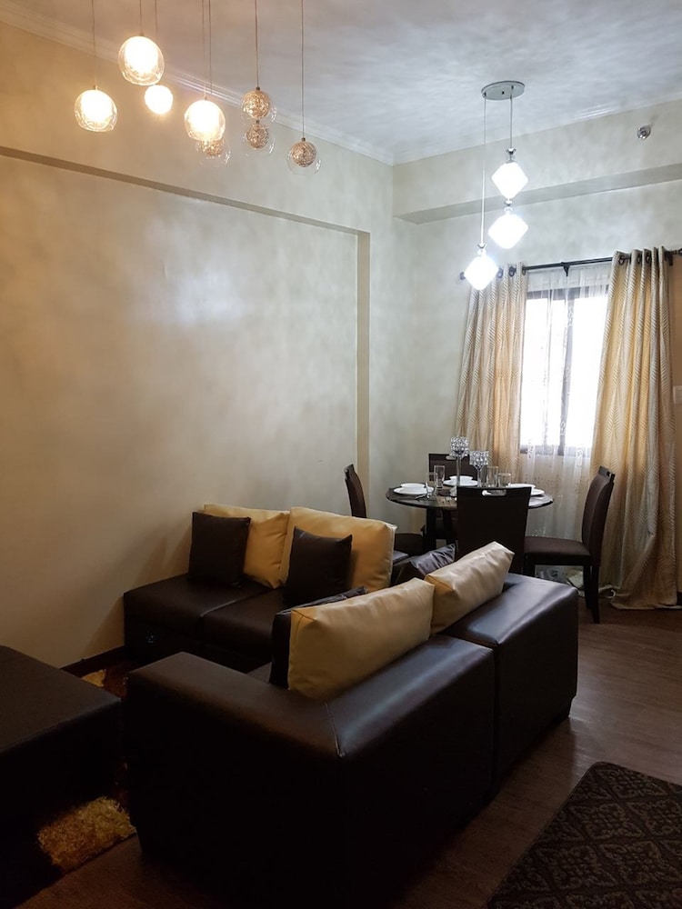 Outlook Ridge Residences N-206 34/50