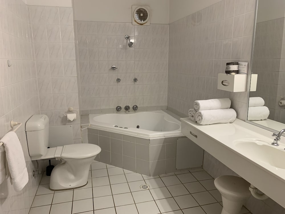 Ulladulla Harbour Motel 58/61