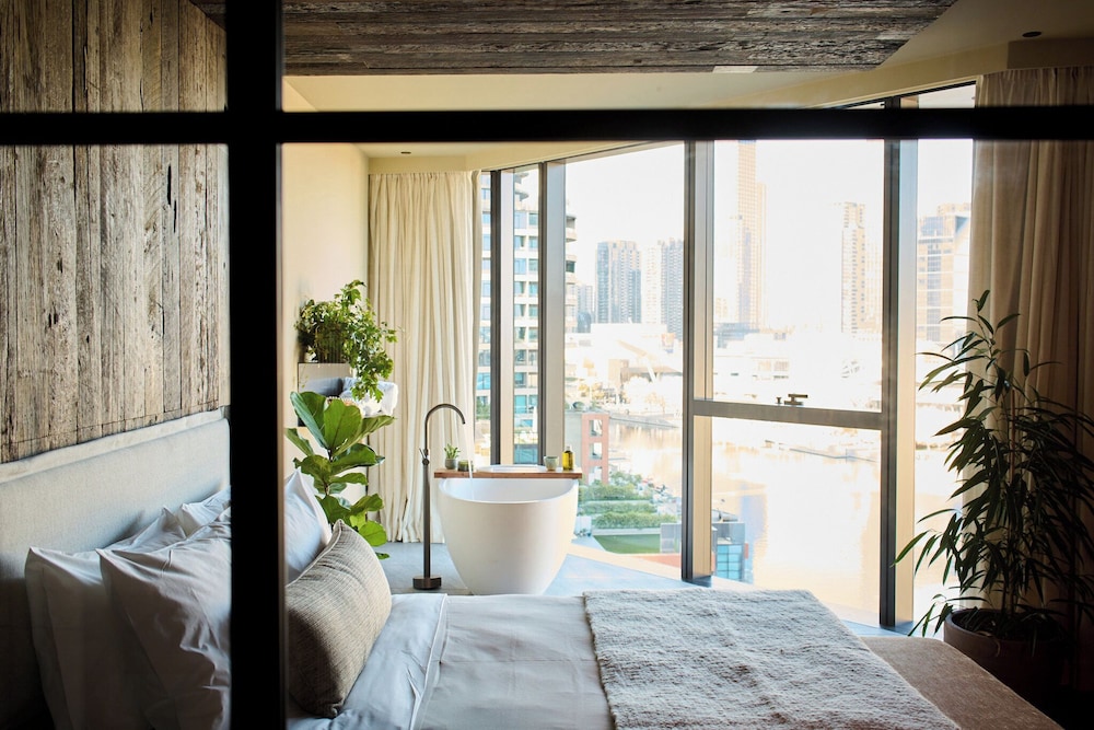River, Penthouse Suite, King Bed