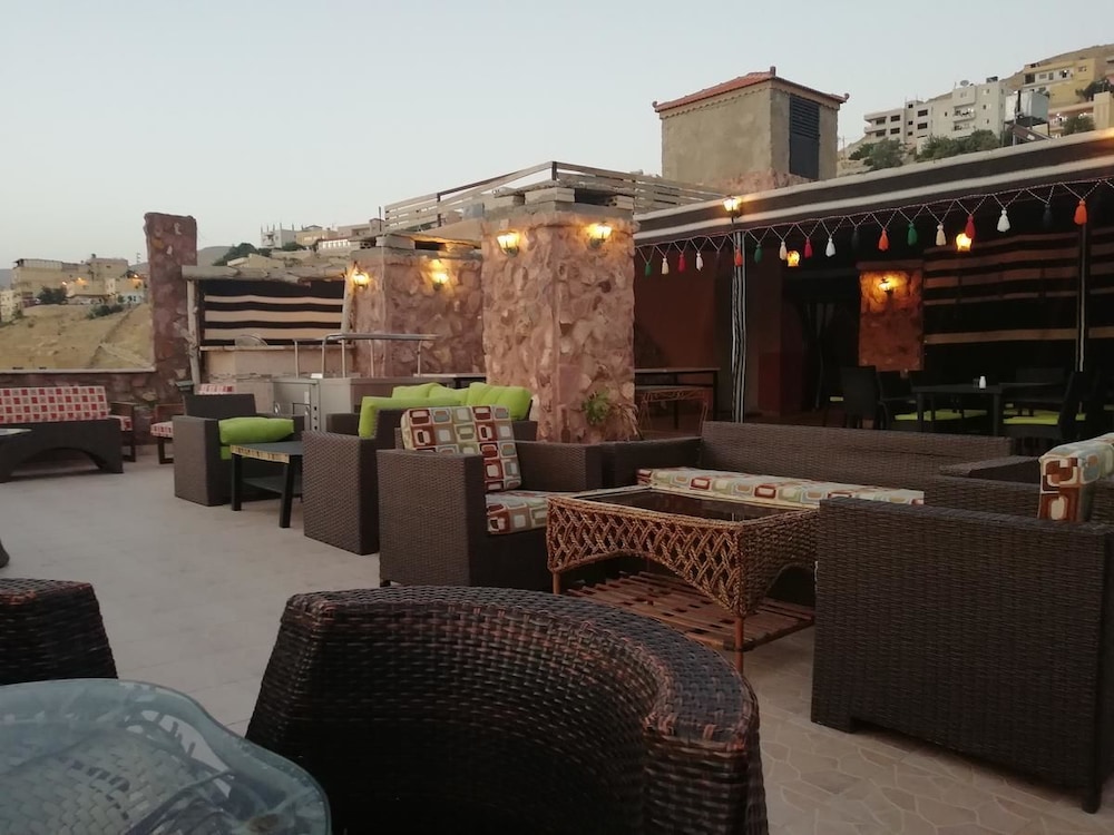 Tetra Tree Hotel 25/43