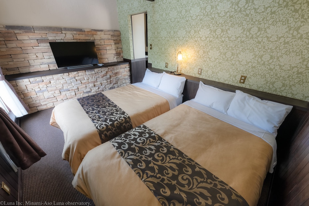 ROOM, TWIN BEDS, MAIN BUILDING