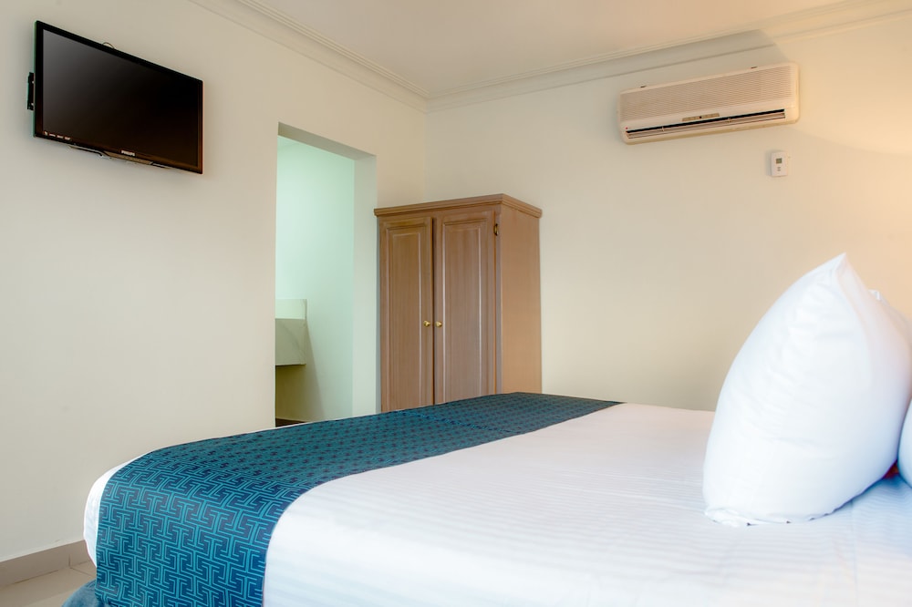 InHouse Culiacan (ex. Monterreal Hotel) 45/74