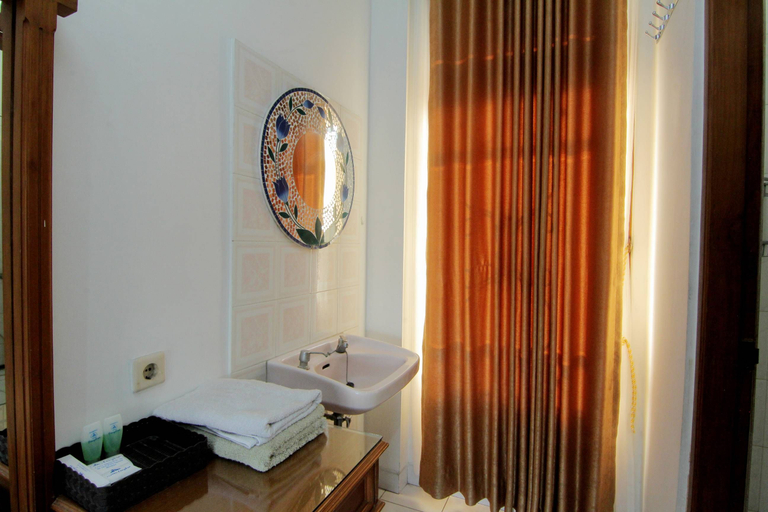 Hotel Fevytra Syariah 11/11