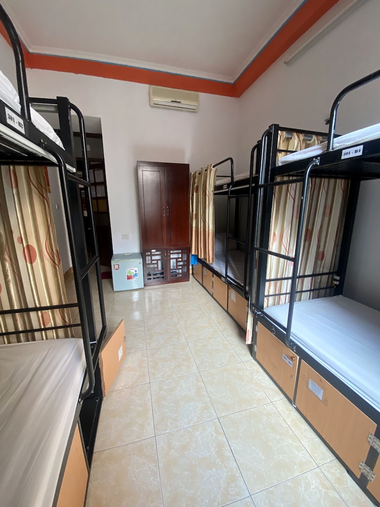 Alex Hotel 34/72