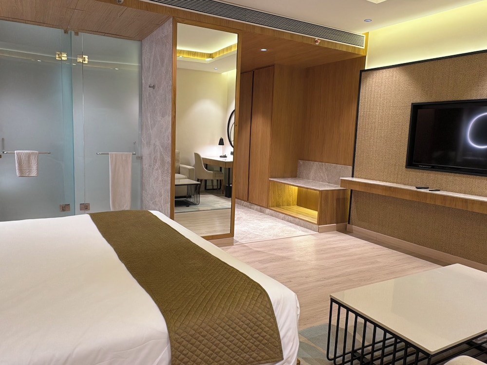 Hotel Grand Imperia 18/37