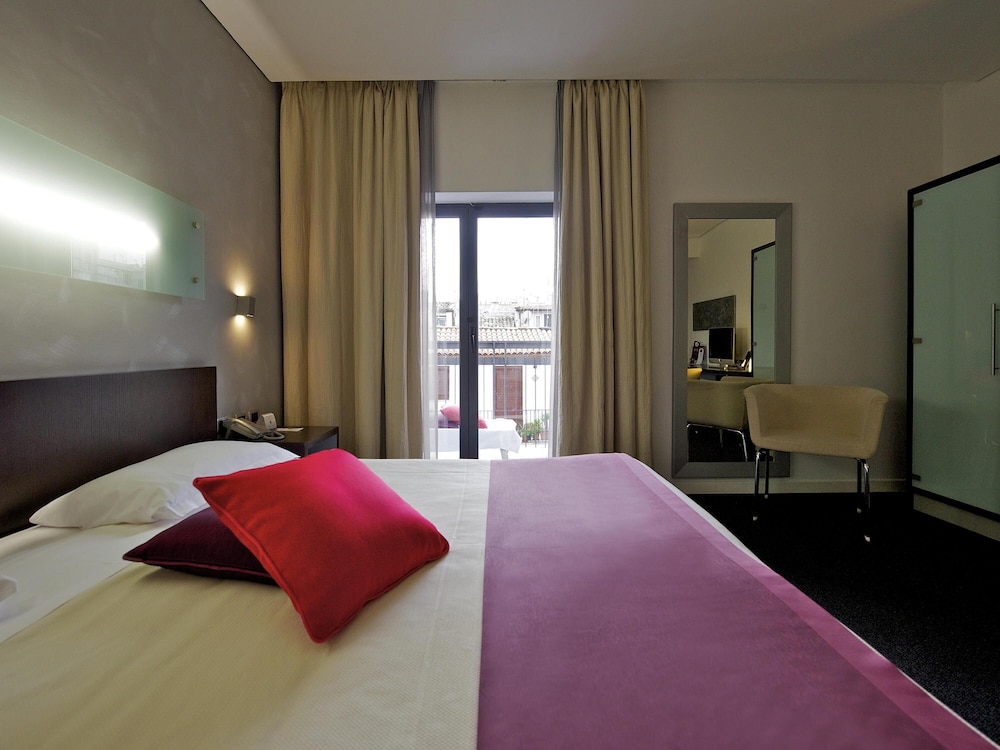 Mercure Palermo Centro 26/70