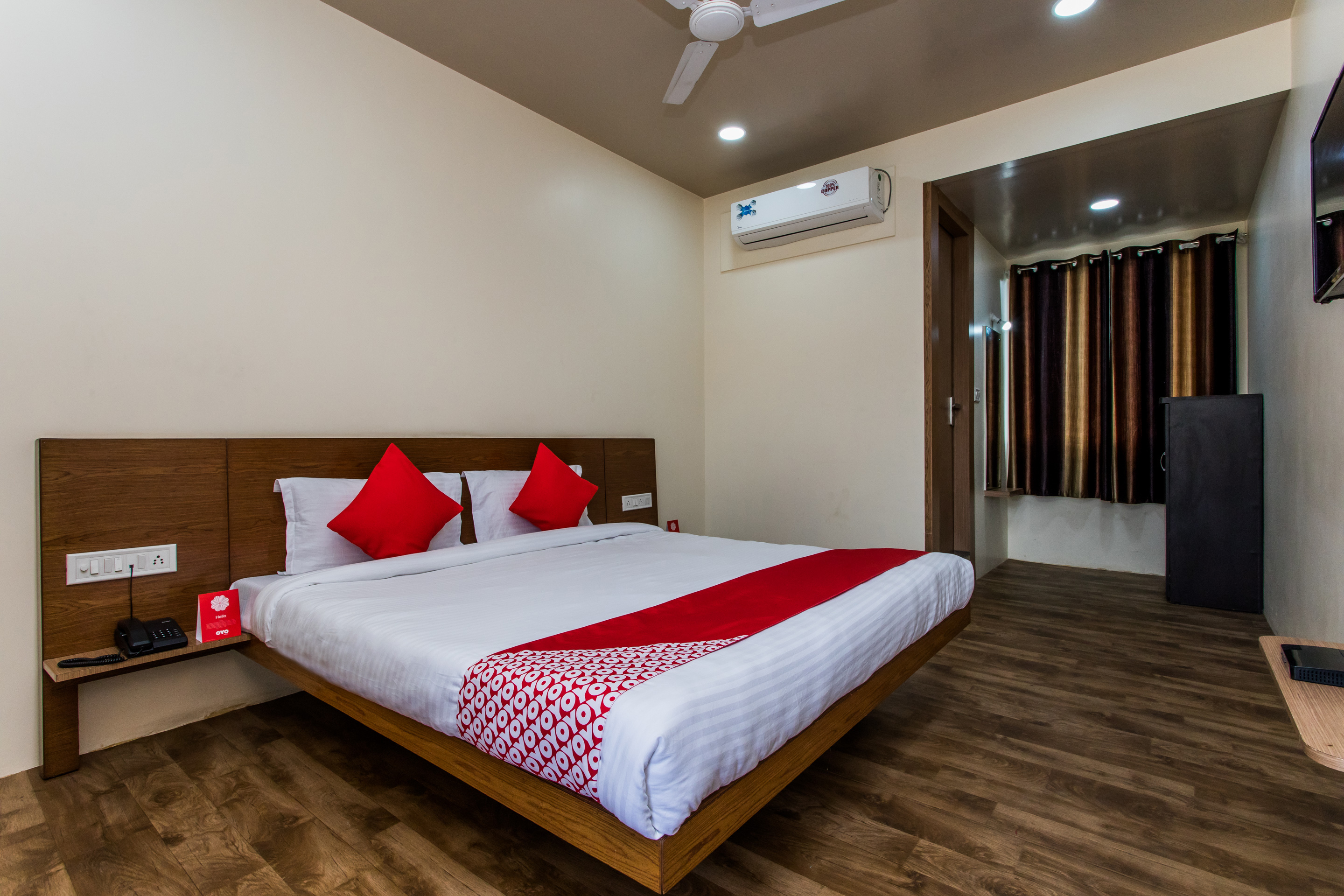 Oyo 11929 Hotel Ridhi Sidhi 12/36