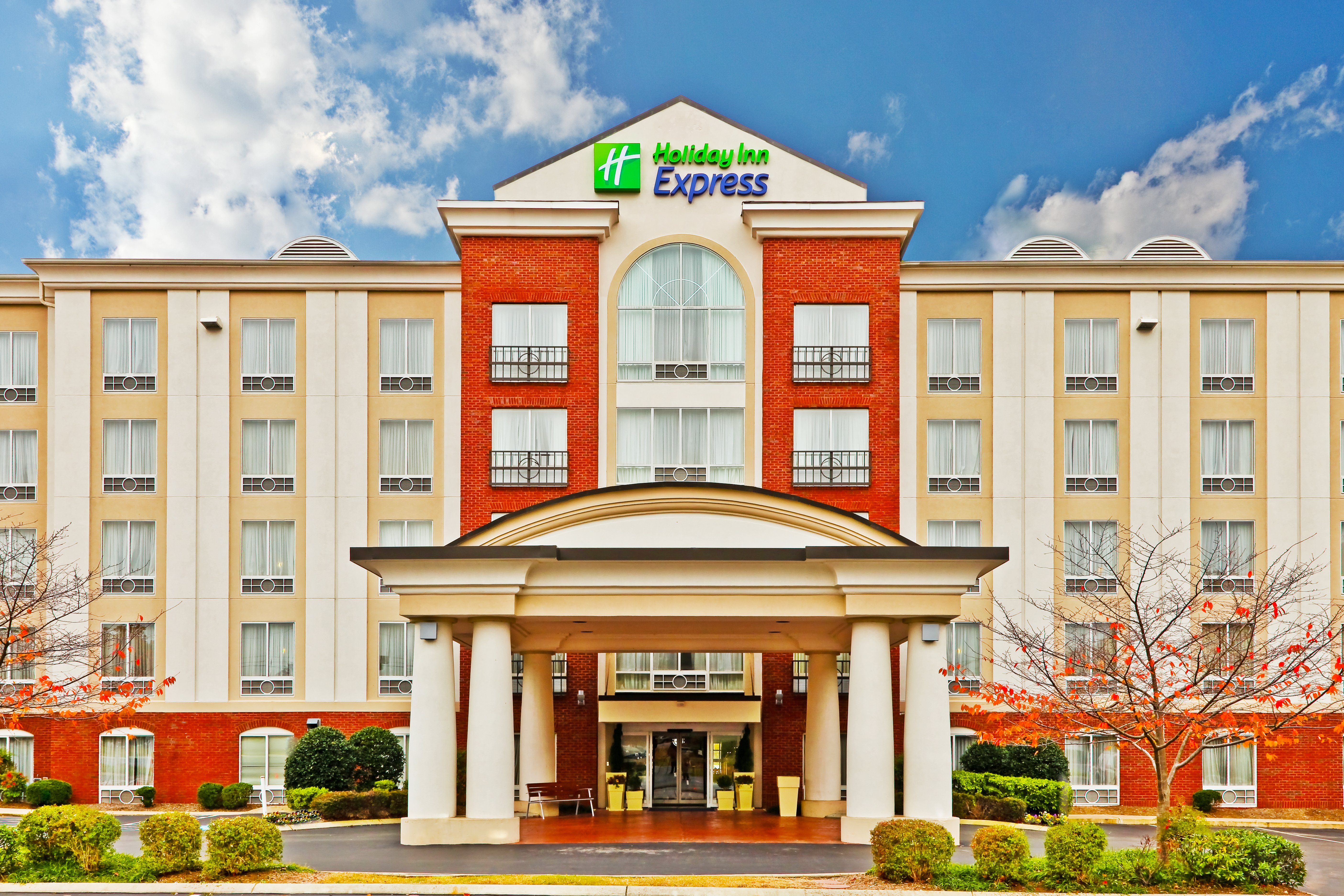 Holiday Inn Express Hotel And Suites Chattanooga At Lookout Mtn Tn 1/47