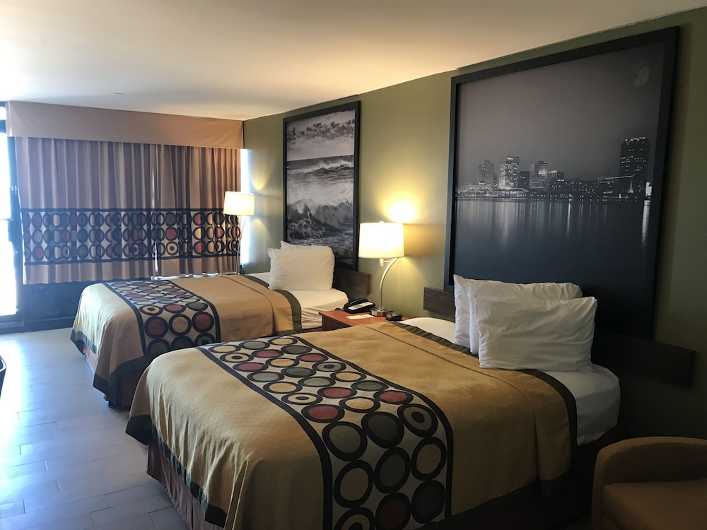 Aqua Vista Resort Hotel 12/49