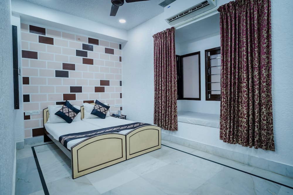 Hotel Akashdeep 14/50