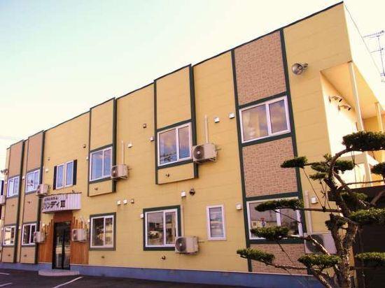 Business Hotel Grandy II 2/24