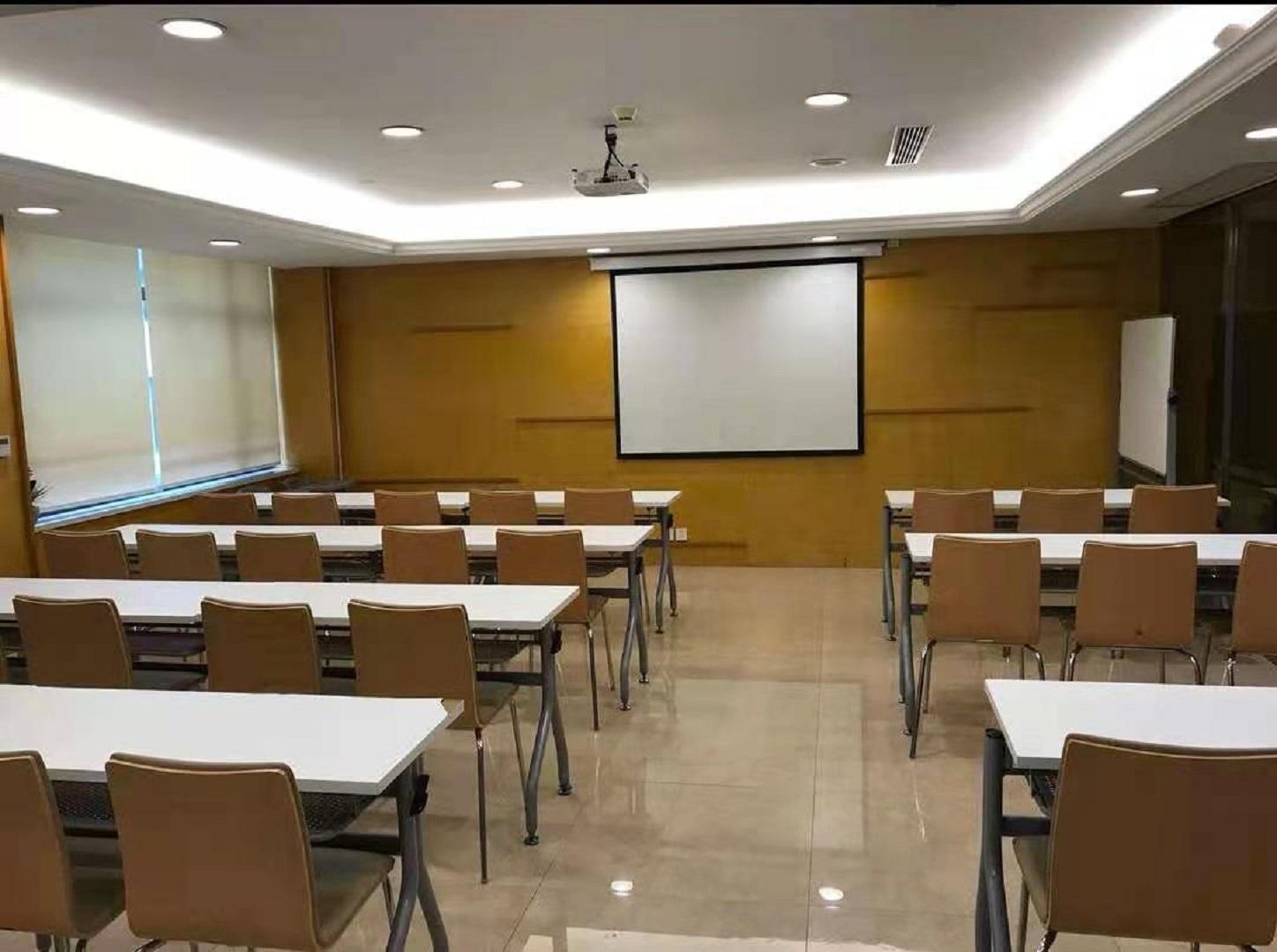 Ji Hotel (Hangzhou Huanglong Wensan Road) 28/35