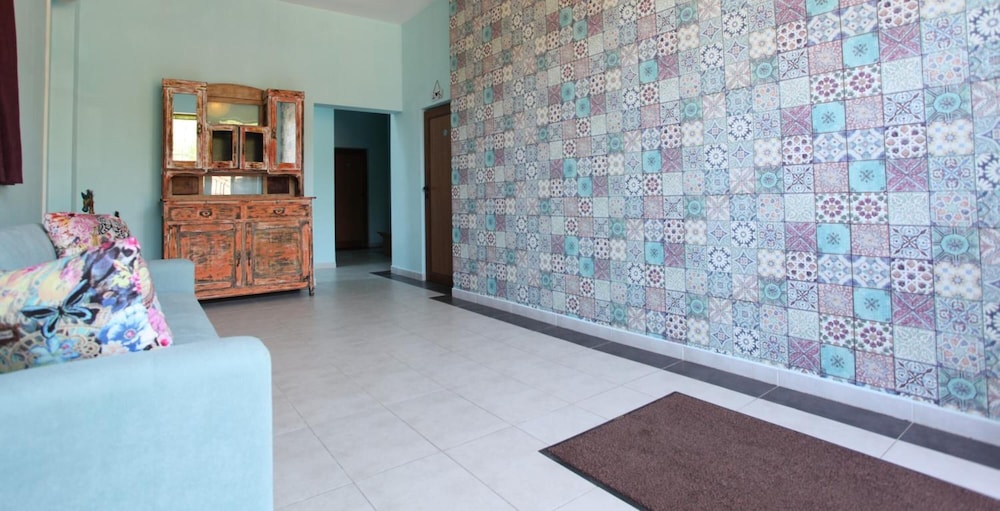 Salena Beach Hotel 10/50