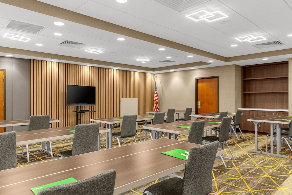 Holiday Inn Cleveland 48/60