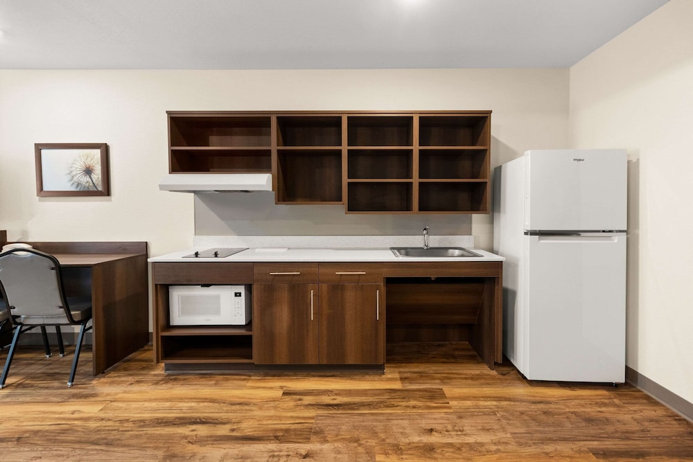 WoodSpring Suites Bowling Green I-65 4/15