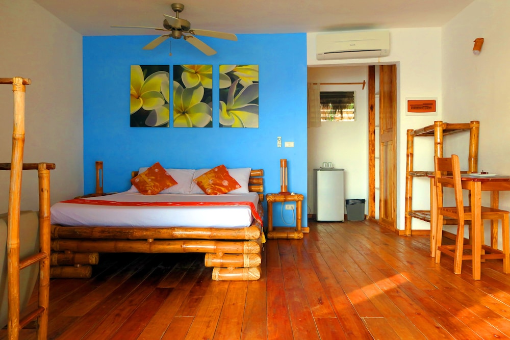 Tepanee Beach Resort 43/63