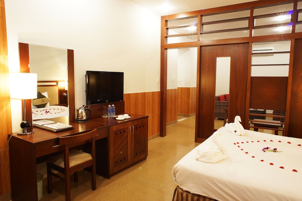 Vian Hotel 18/67