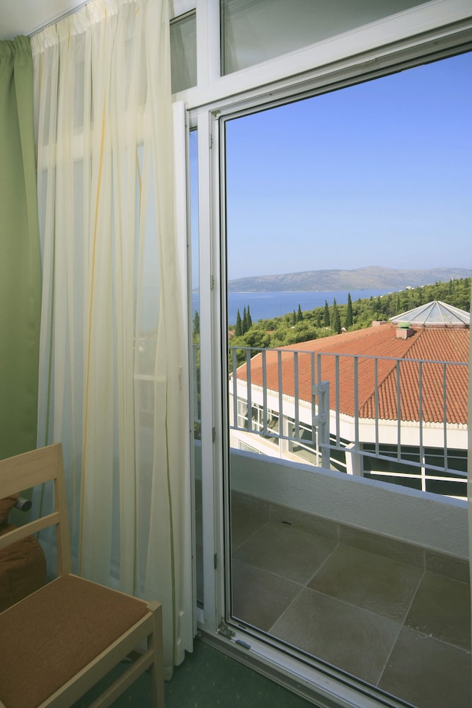 Hotel Medena Block A 30/50