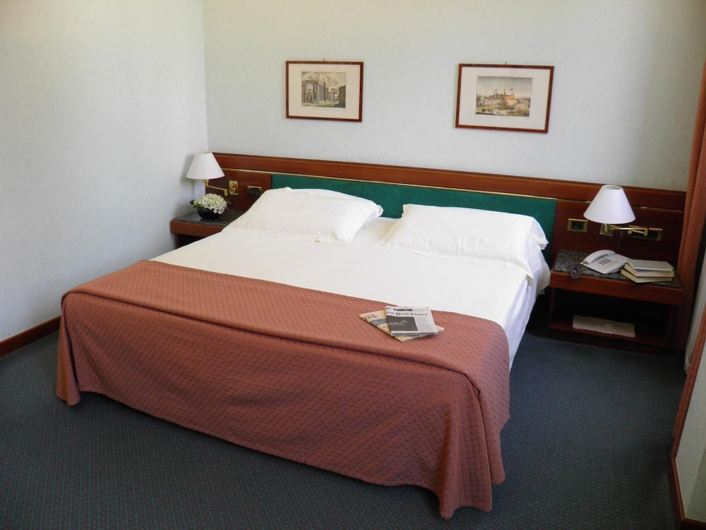 Hotel Crivis 9/51