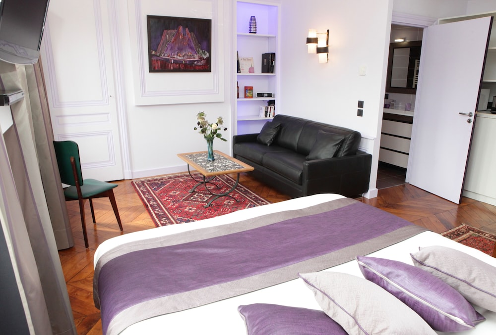 Hotel Des Celestins 16/39