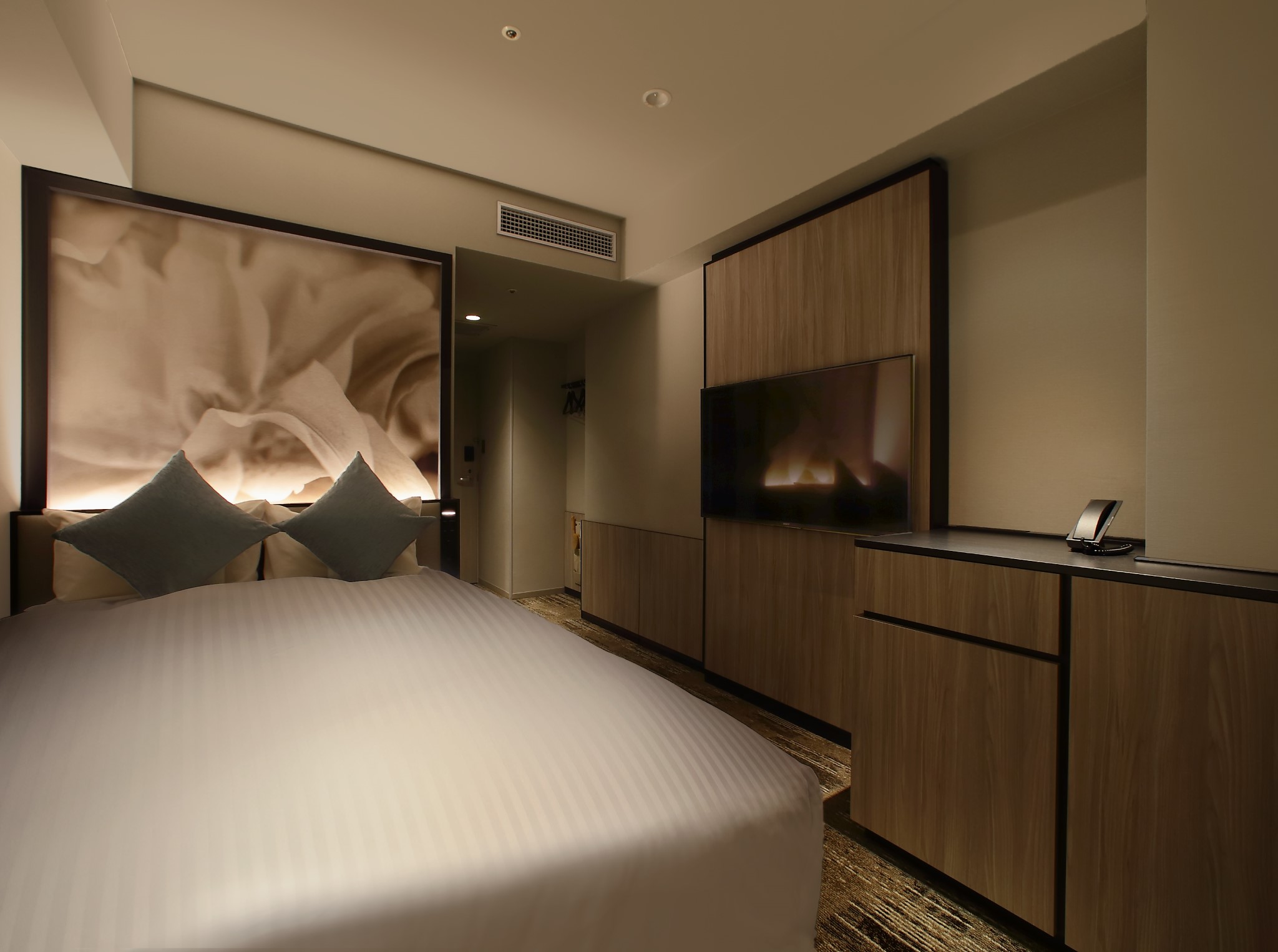 Moderate, Double Bed