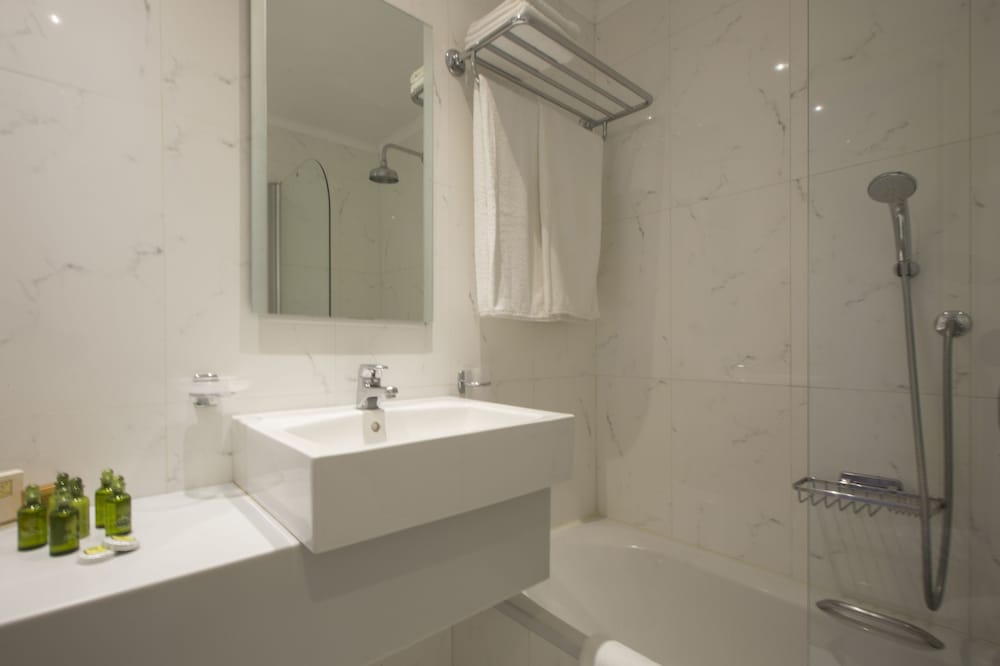 Despotiko Hotel 66/68