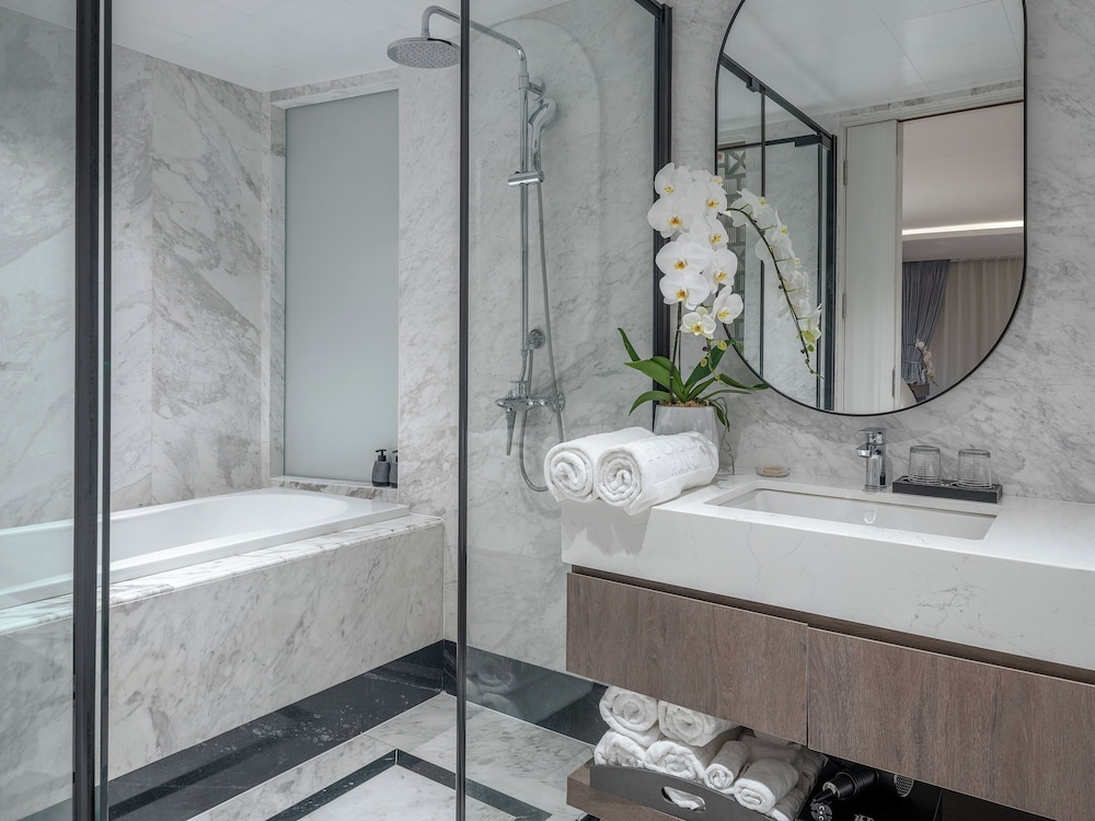 H Hotel Ha Noi 31/37