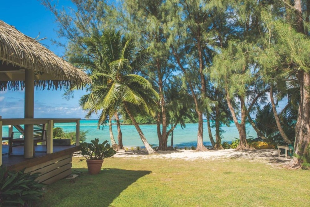 Muri Lagoon Villa 24/33