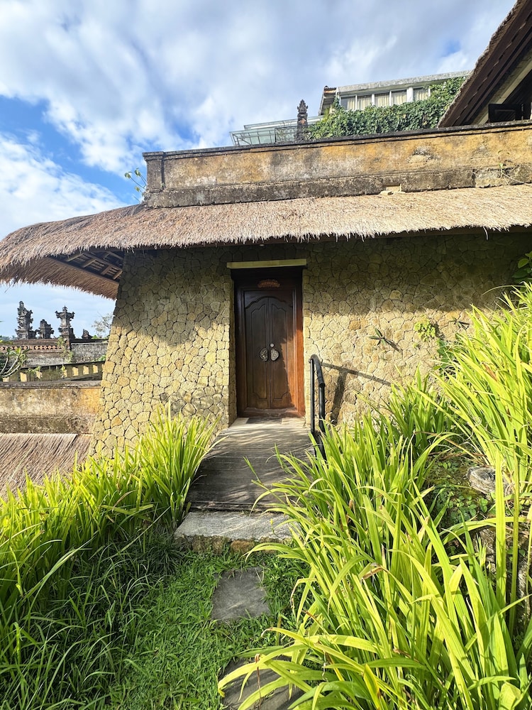 Anhera Suite and Spa 39/48