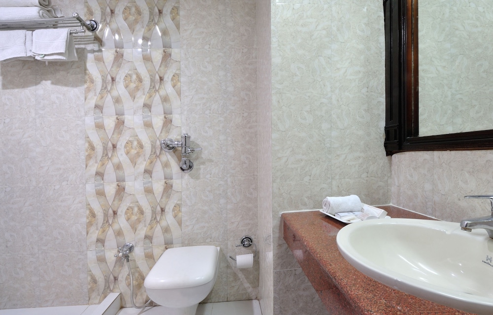 HOTEL SOLITAIRE 28/28