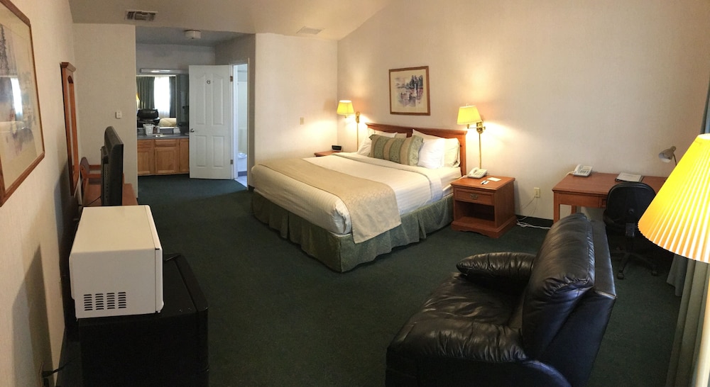 Garden Inn and Suites 16/48