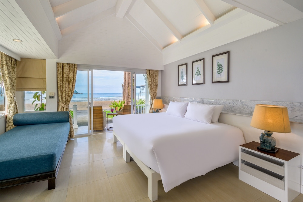 Thavorn Beach Village Phuket Resort and Spa 31/66